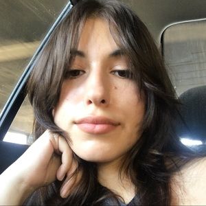 Meet your Posher, Elora